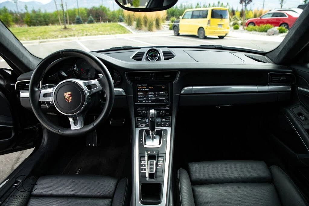 2013 Porsche 991 Carrera 4S - Image 30 of 31