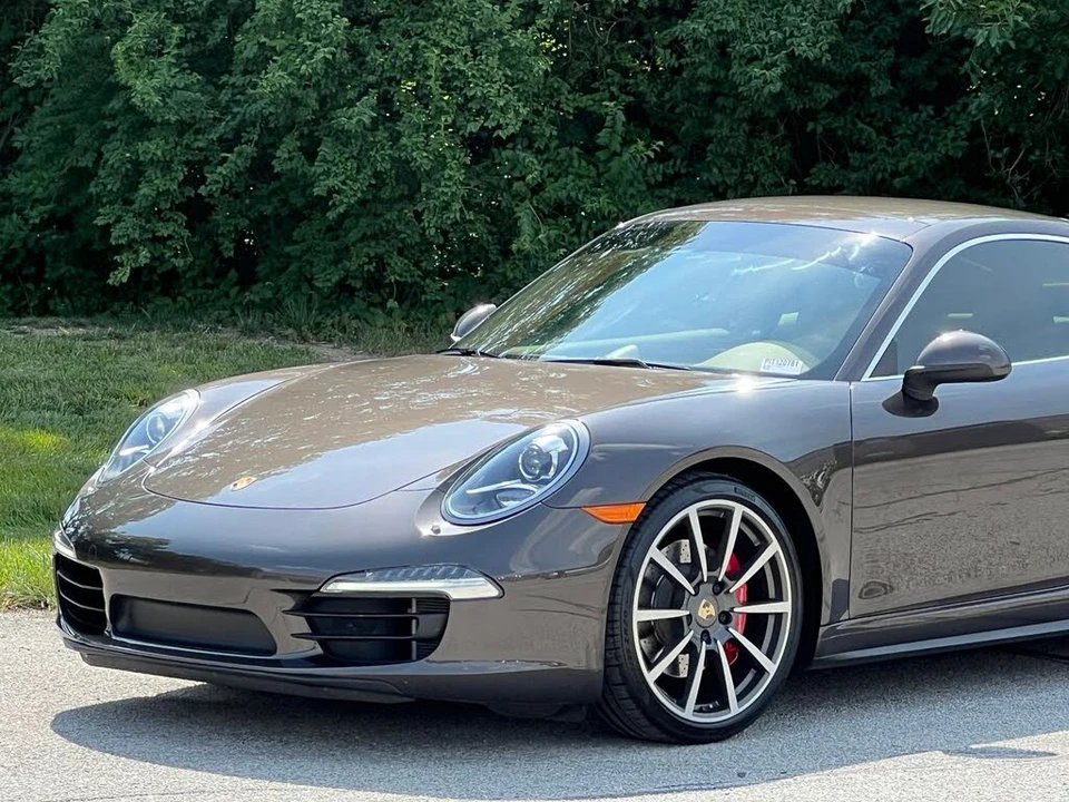 2013 Porsche 991 Carrera 4S - Image 12 of 31