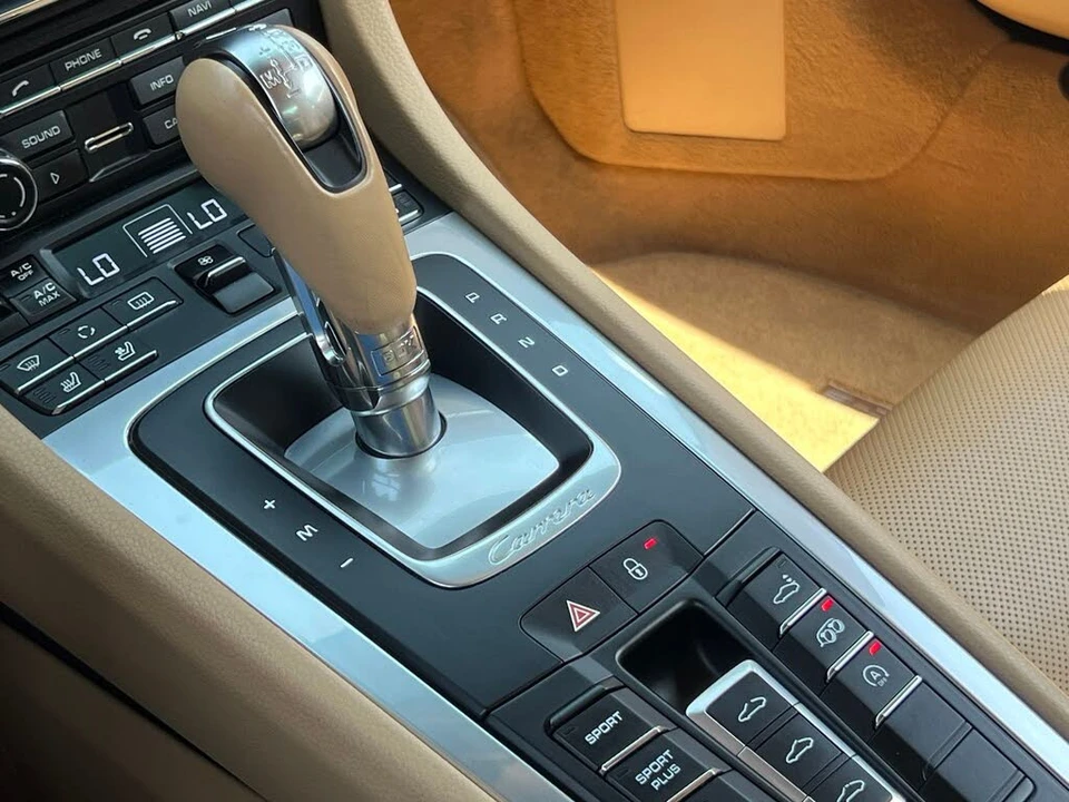 2013 Porsche 991 Carrera 4S - Image 28 of 31