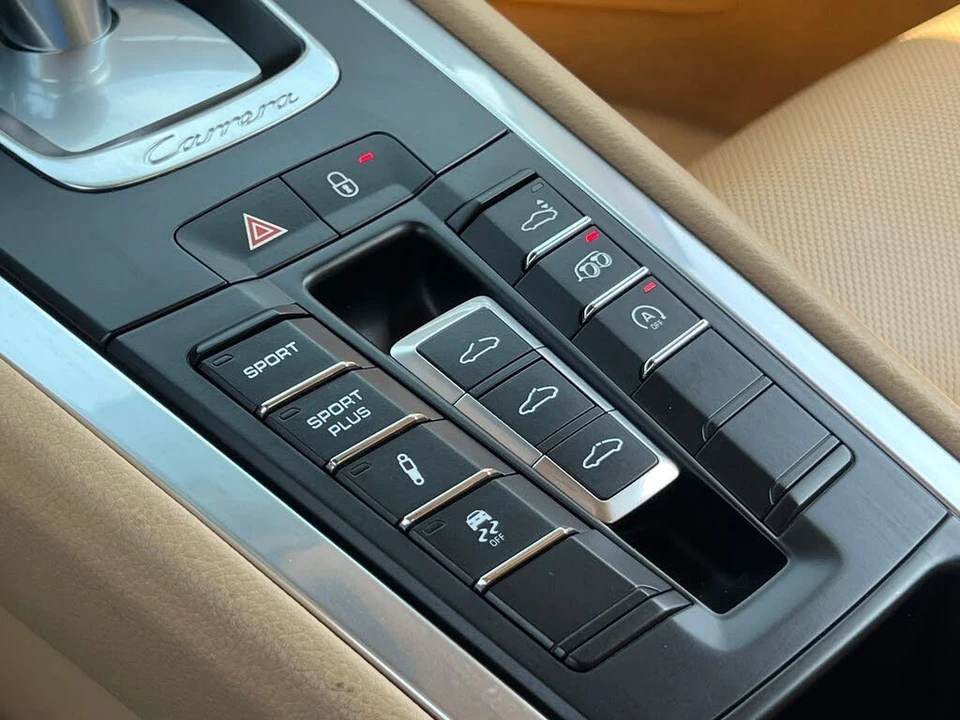 2013 Porsche 991 Carrera 4S - Image 29 of 31