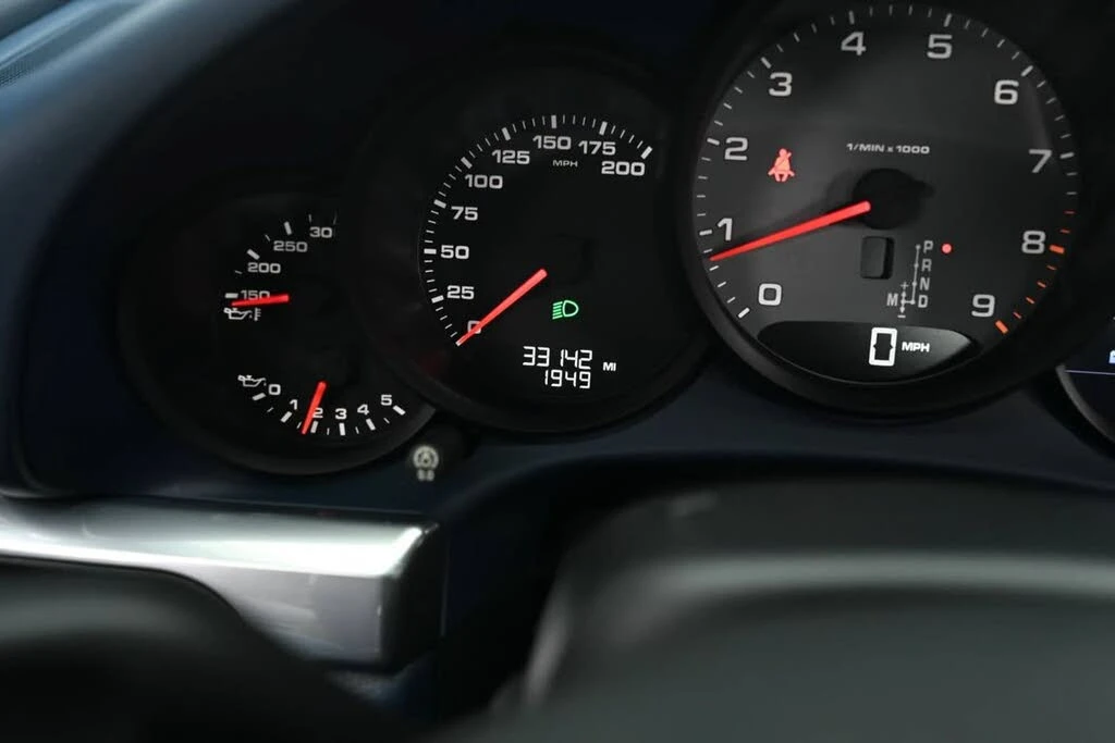 2013 Porsche 991 Carrera 4S - Image 24 of 25