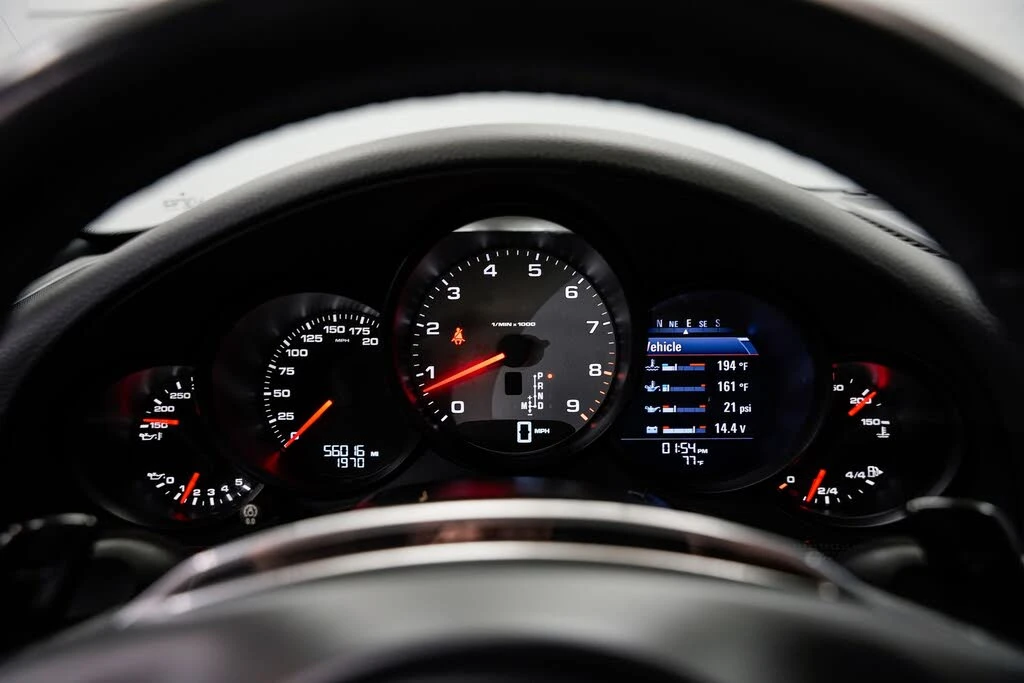 2013 Porsche 991 Carrera 4S - Image 11 of 31