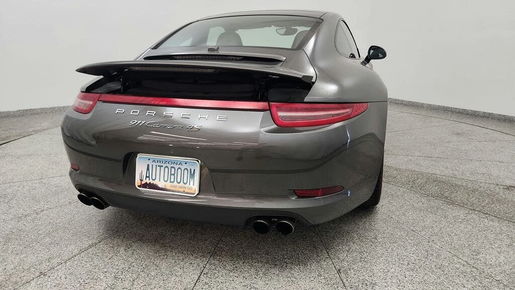 2013 Porsche 991 Carrera 4S - Image 18 of 31