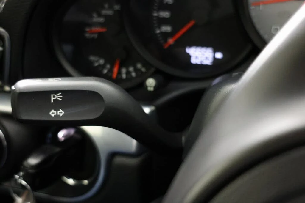 2013 Porsche 991 Carrera 4S - Image 23 of 31