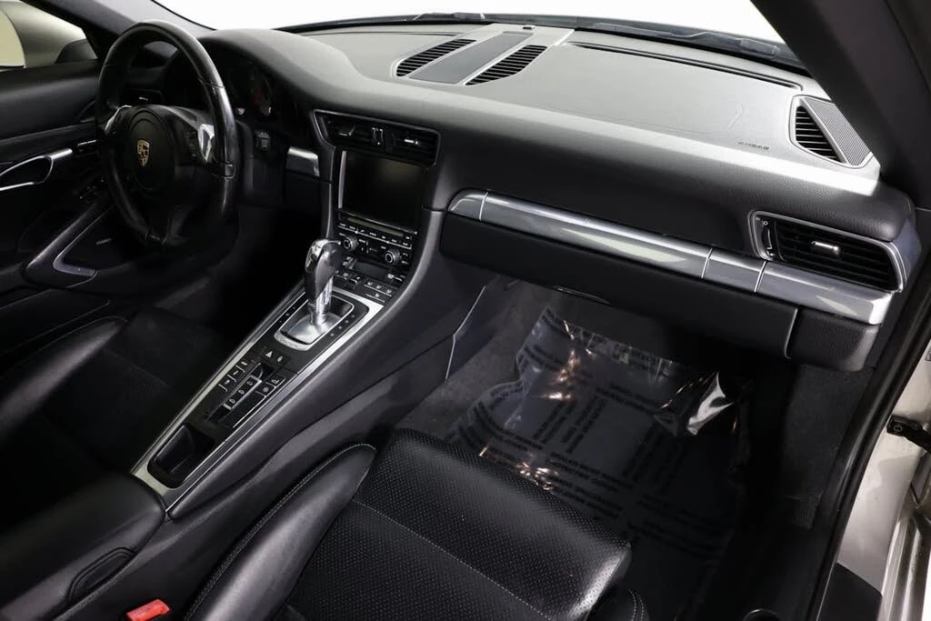 2013 Porsche 991 Carrera 4S - Image 30 of 31