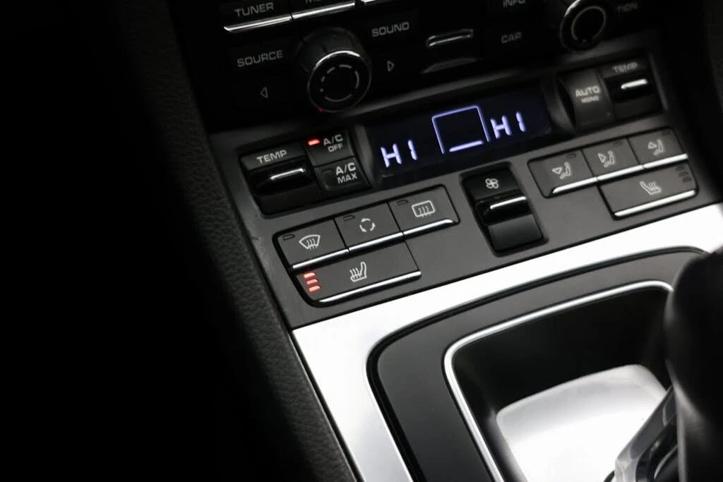 2013 Porsche 991 Carrera 4S - Image 8 of 31