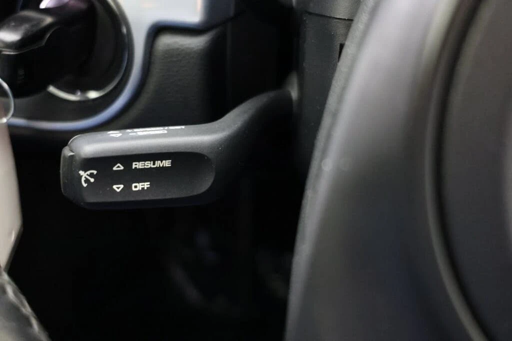 2013 Porsche 991 Carrera 4S - Image 24 of 31
