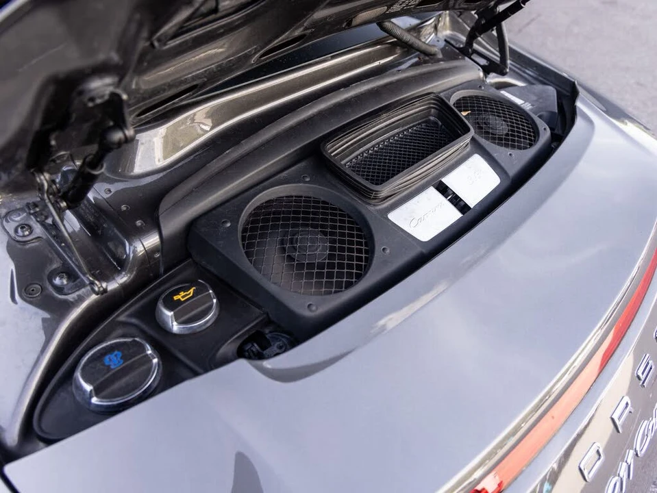 2013 Porsche 991 Carrera 4S - Image 25 of 31