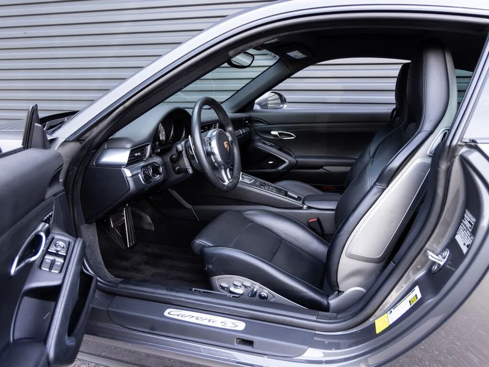 2013 Porsche 991 Carrera 4S - Image 22 of 31
