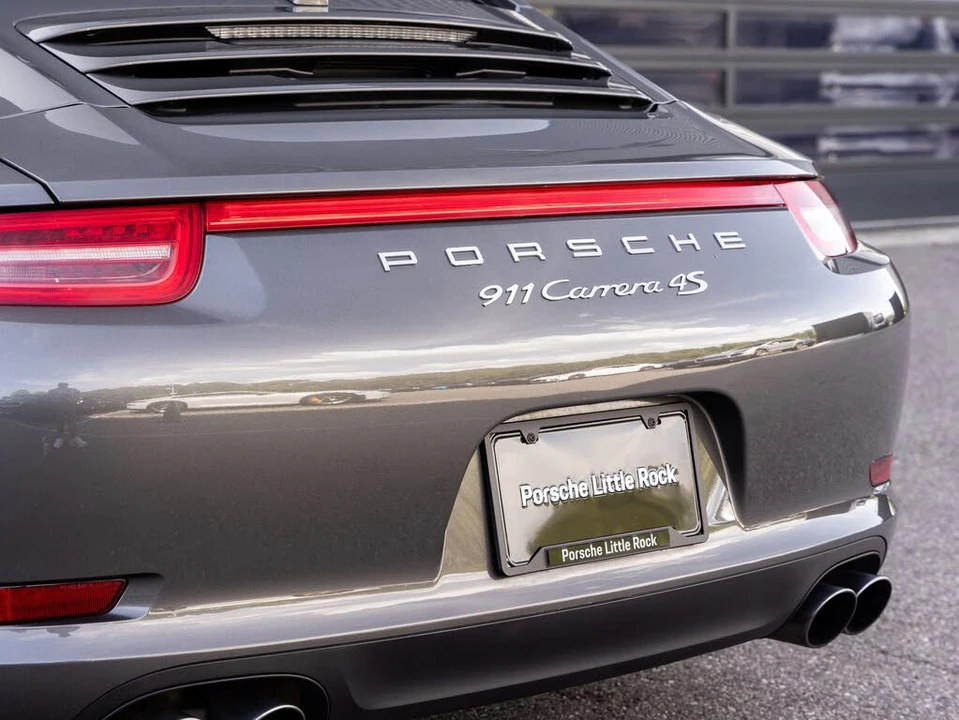 2013 Porsche 991 Carrera 4S - Image 12 of 31