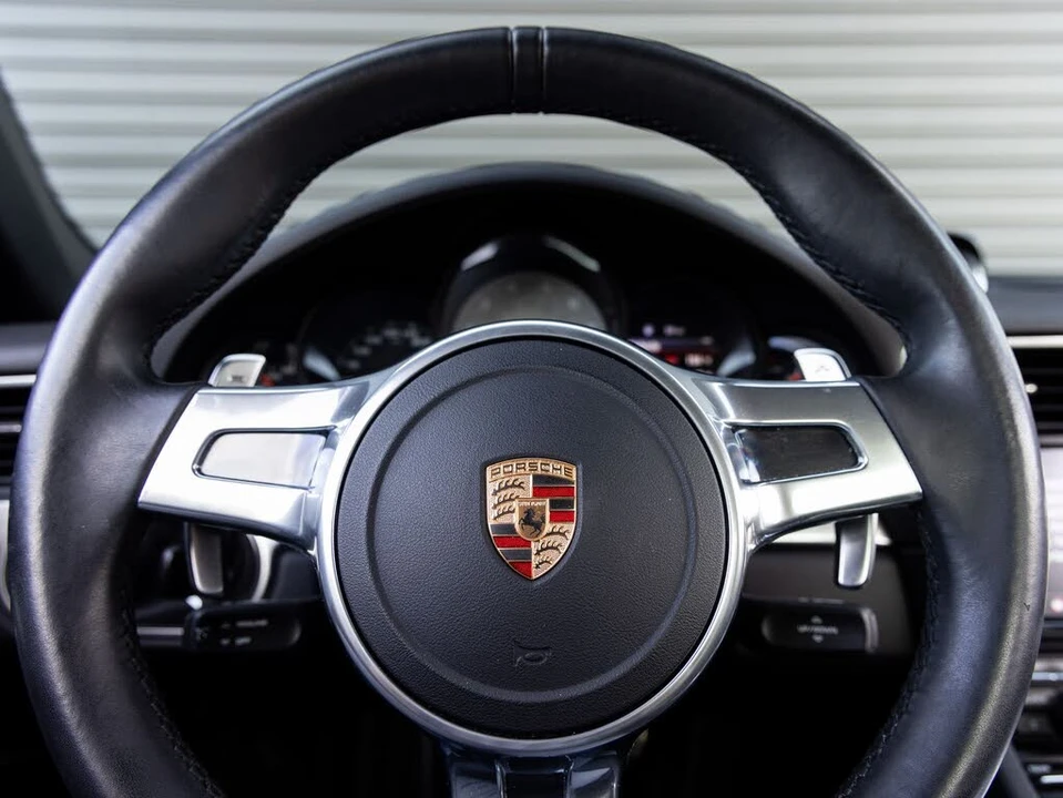 2013 Porsche 991 Carrera 4S - Image 14 of 31