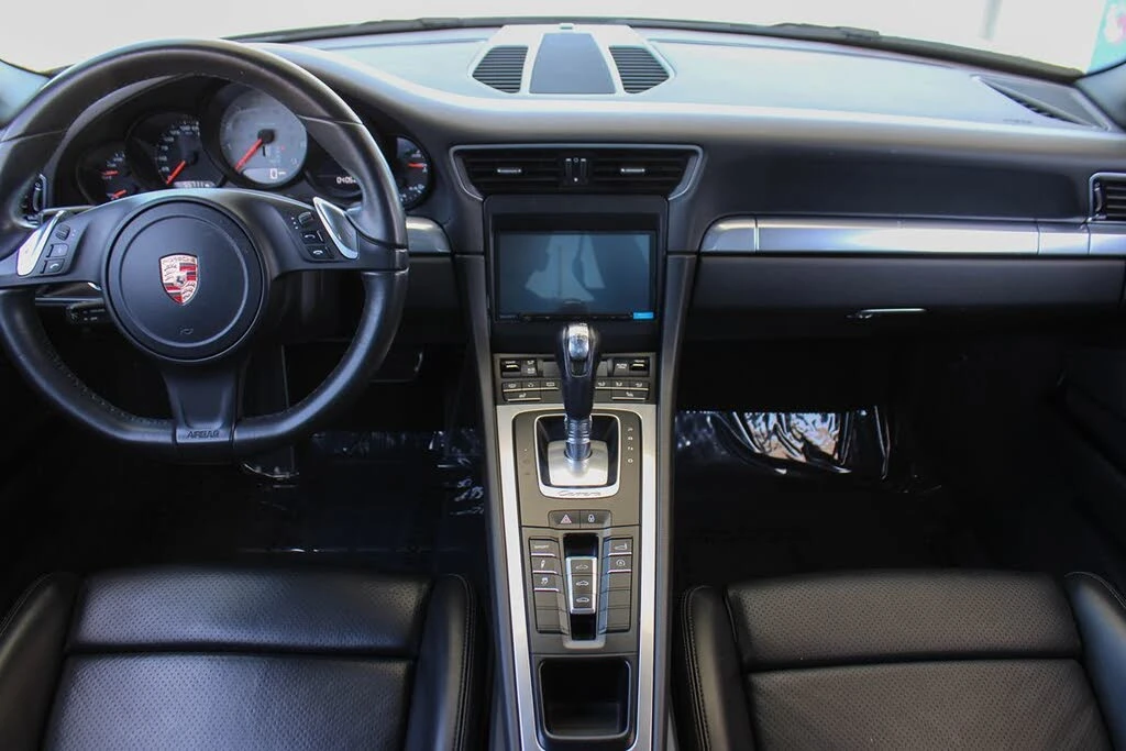2013 Porsche 991 Carrera 4S - Image 12 of 31