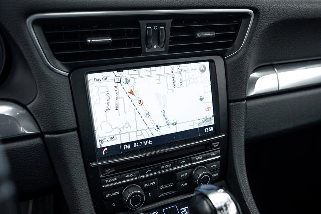 2013 Porsche 991 Carrera 4S - Image 19 of 26