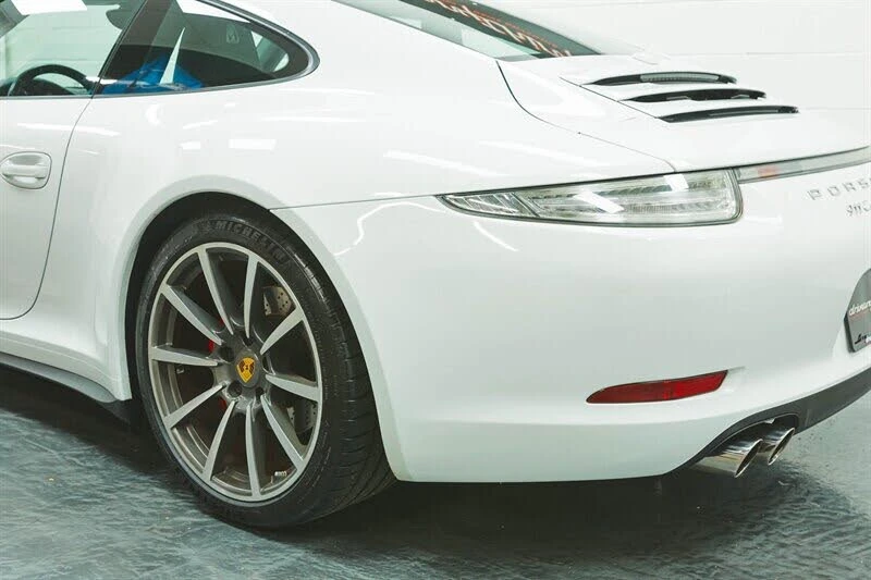 2013 Porsche 991 Carrera 4S - Image 18 of 31