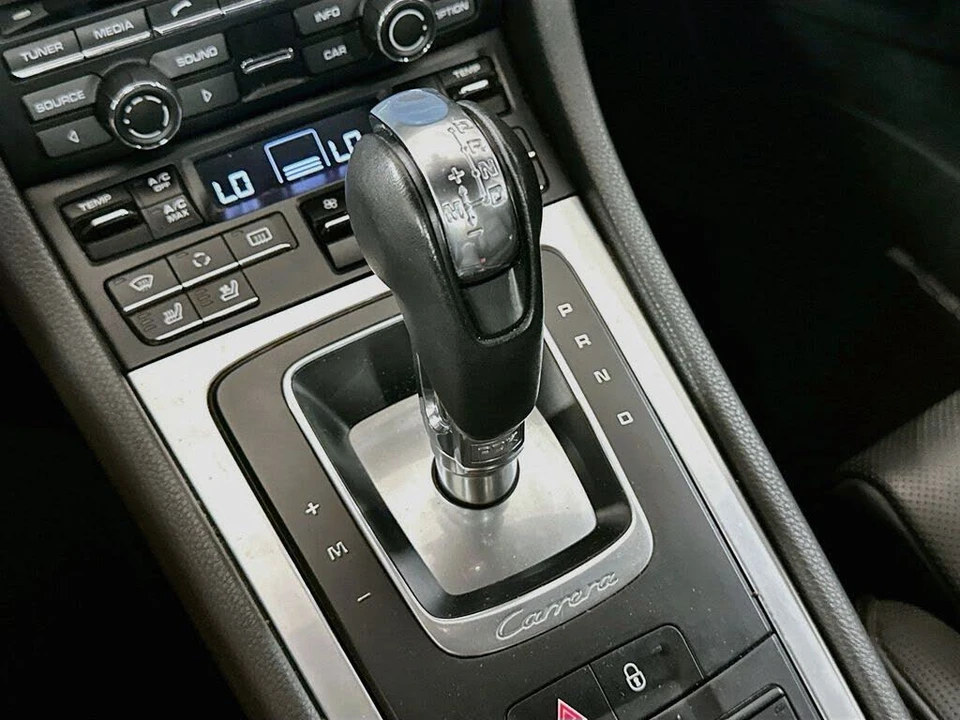 2013 Porsche 991 Carrera 4S - Image 17 of 31