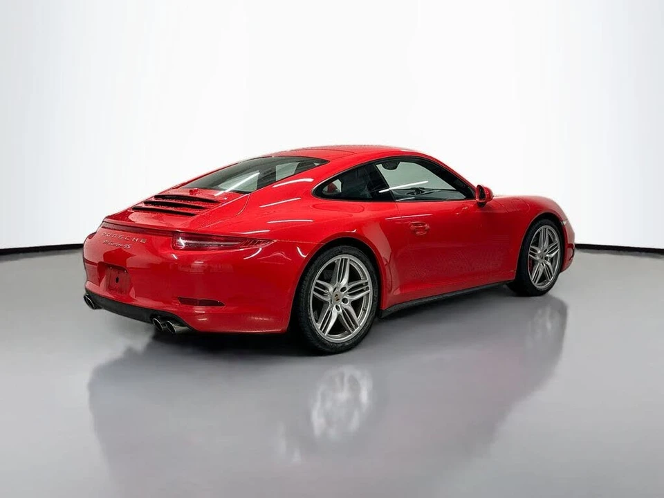 2013 Porsche 991 Carrera 4S - Image 9 of 31