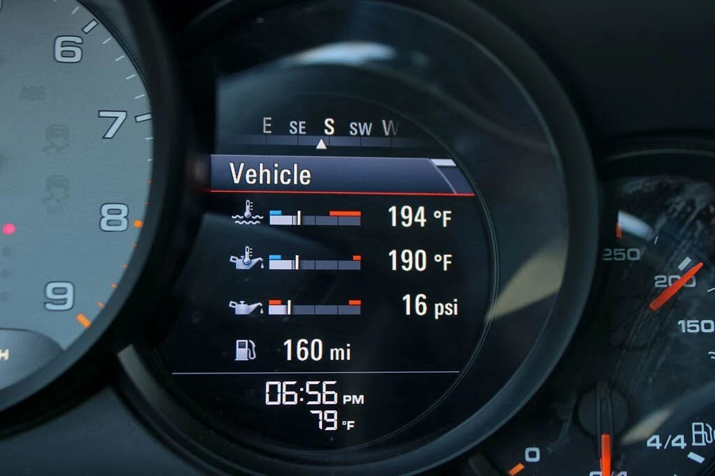 2013 Porsche 991 Carrera 4S - Image 25 of 31