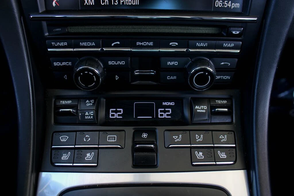 2013 Porsche 991 Carrera 4S - Image 30 of 31