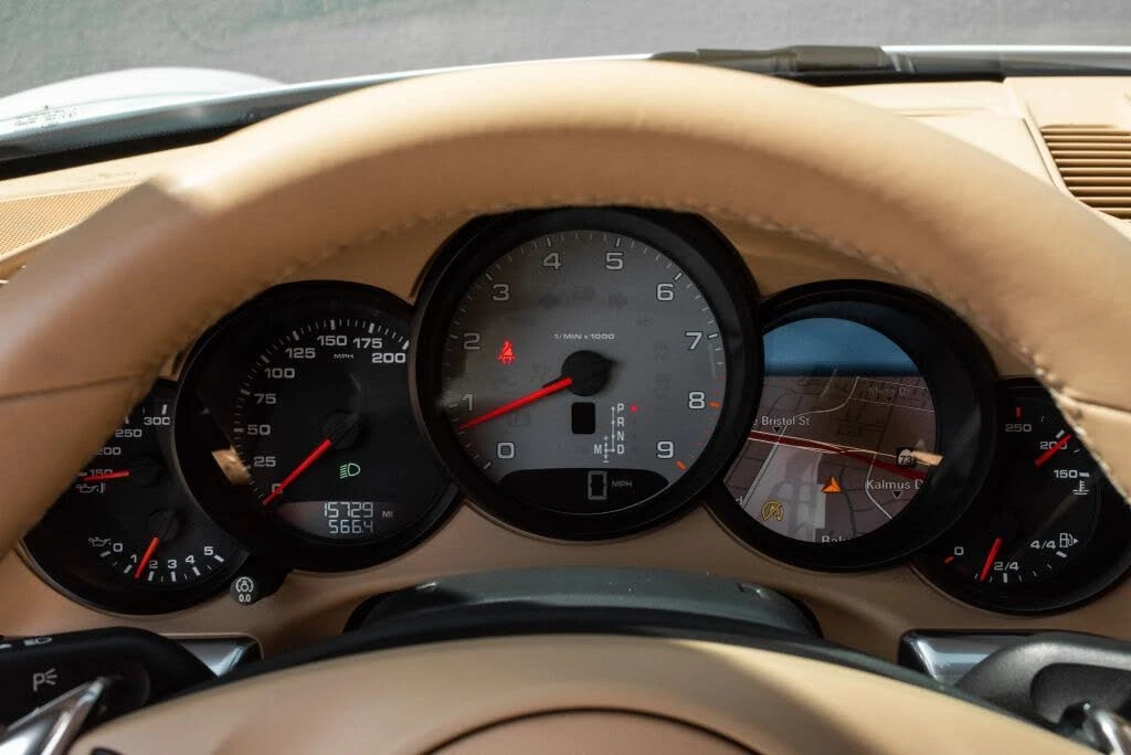 2013 Porsche 991 Carrera 4S - Image 9 of 31