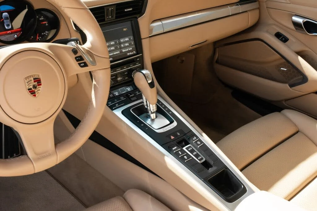 2013 Porsche 991 Carrera 4S - Image 8 of 31