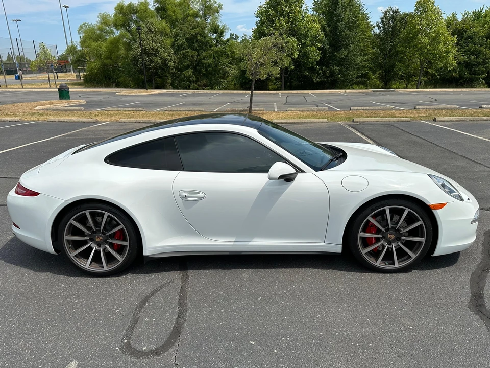2013 Porsche 991 Carrera 4S - Image 19 of 31