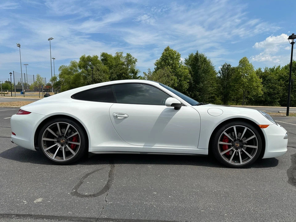 2013 Porsche 991 Carrera 4S - Image 18 of 31