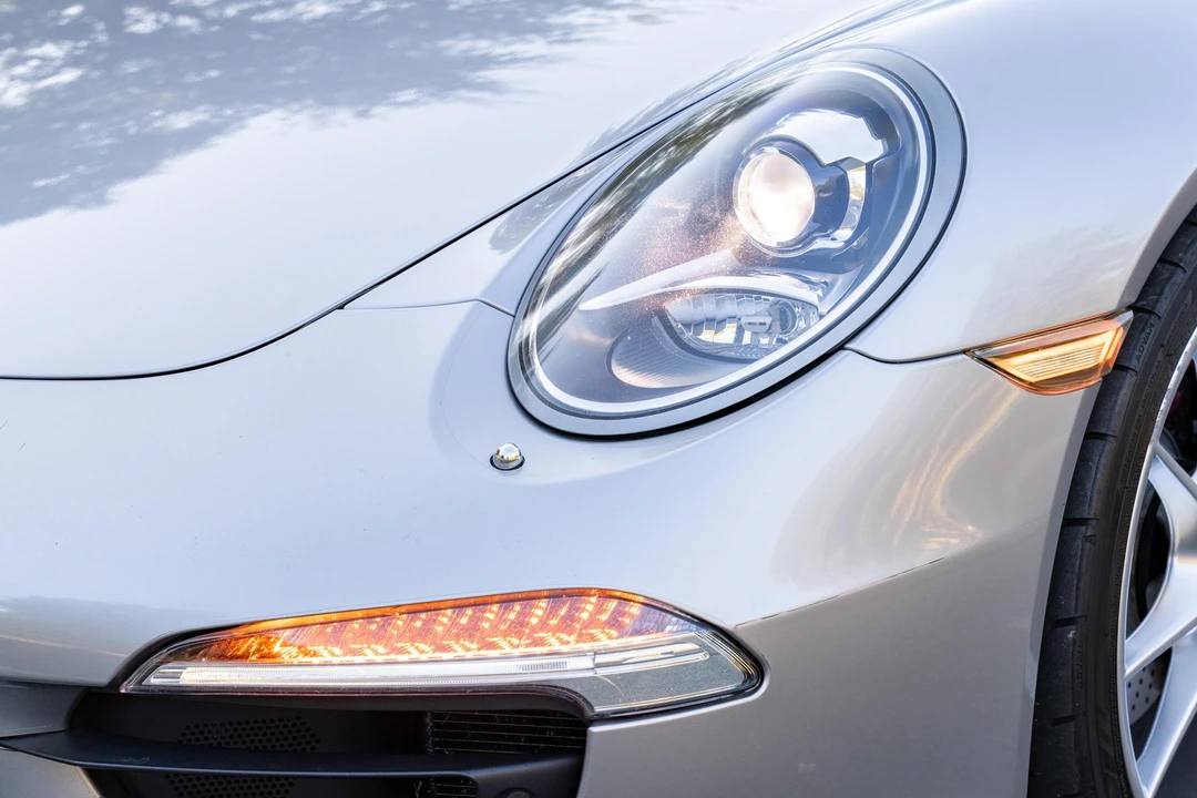 2013 Porsche 991 Carrera 4S - Image 20 of 31