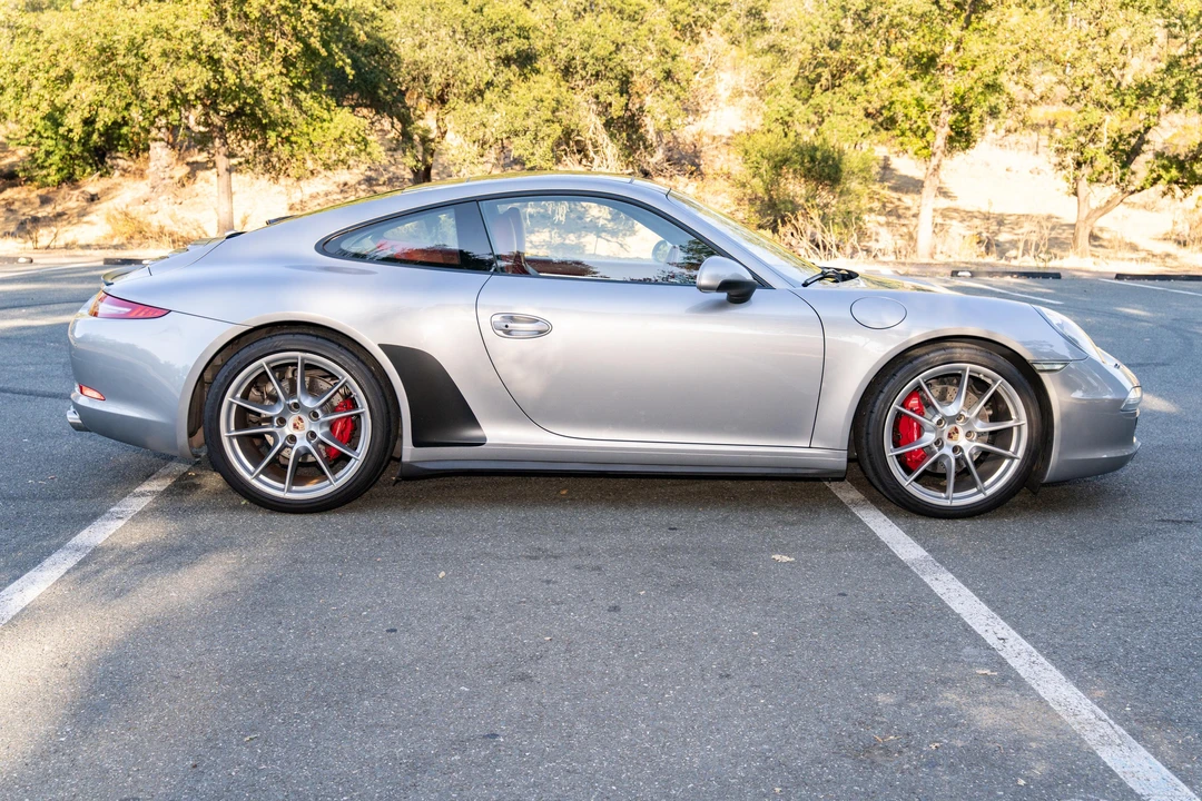 2013 Porsche 991 Carrera 4S - Image 8 of 31