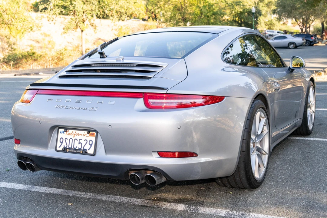 2013 Porsche 991 Carrera 4S - Image 4 of 31