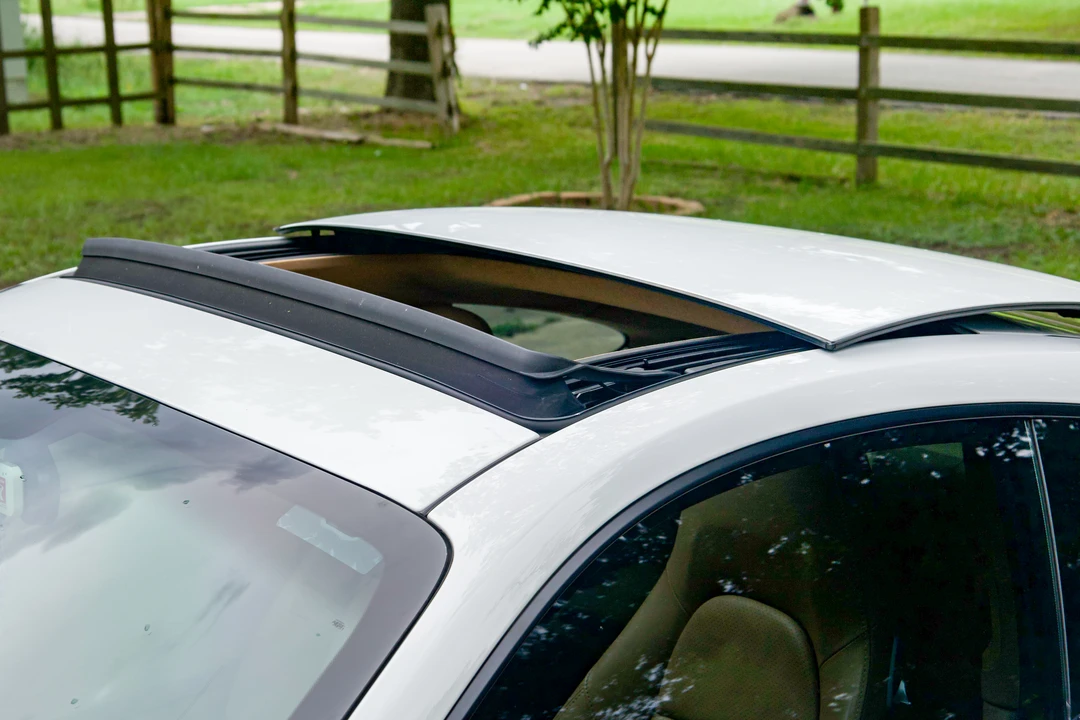 2013 Porsche 991 Carrera 4S - Image 18 of 31