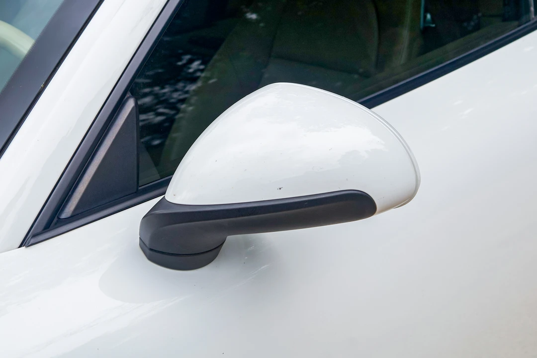 2013 Porsche 991 Carrera 4S - Image 17 of 31