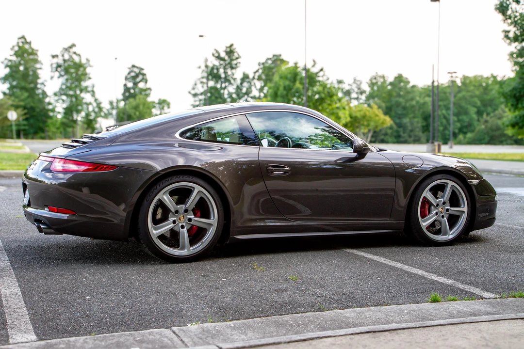 2013 Porsche 991 Carrera 4S - Image 16 of 31
