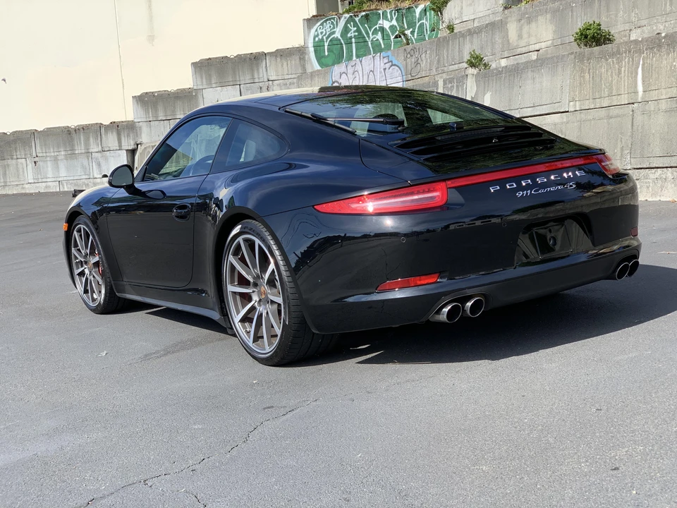 2013 Porsche 991 Carrera 4S - Image 12 of 31