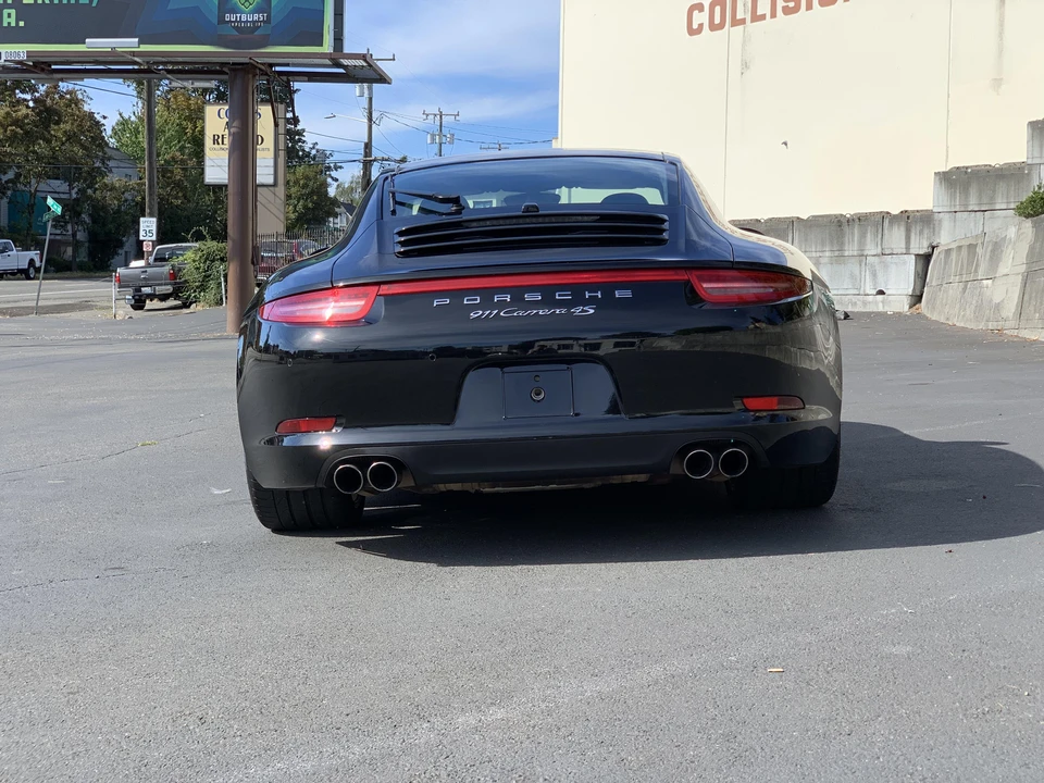 2013 Porsche 991 Carrera 4S - Image 13 of 31