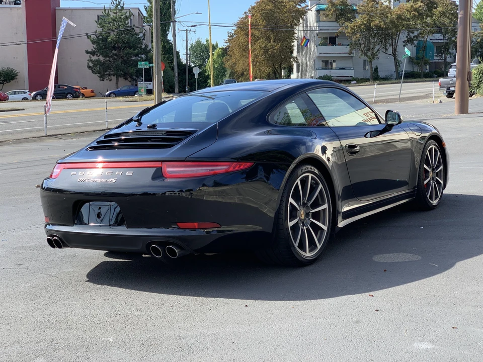 2013 Porsche 991 Carrera 4S - Image 15 of 31