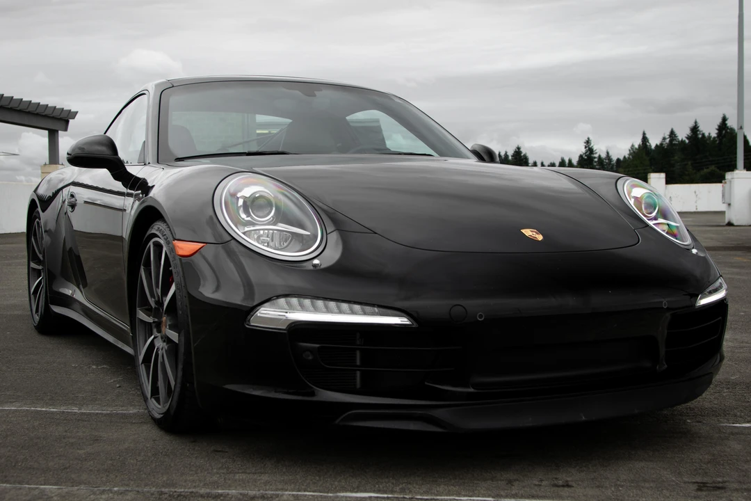 2013 Porsche 991 Carrera 4S - Image 17 of 31