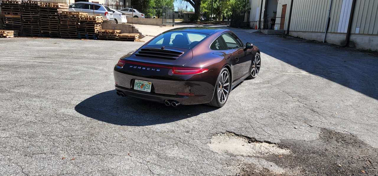 2013 Porsche 991 Carrera 4S - Image 25 of 31
