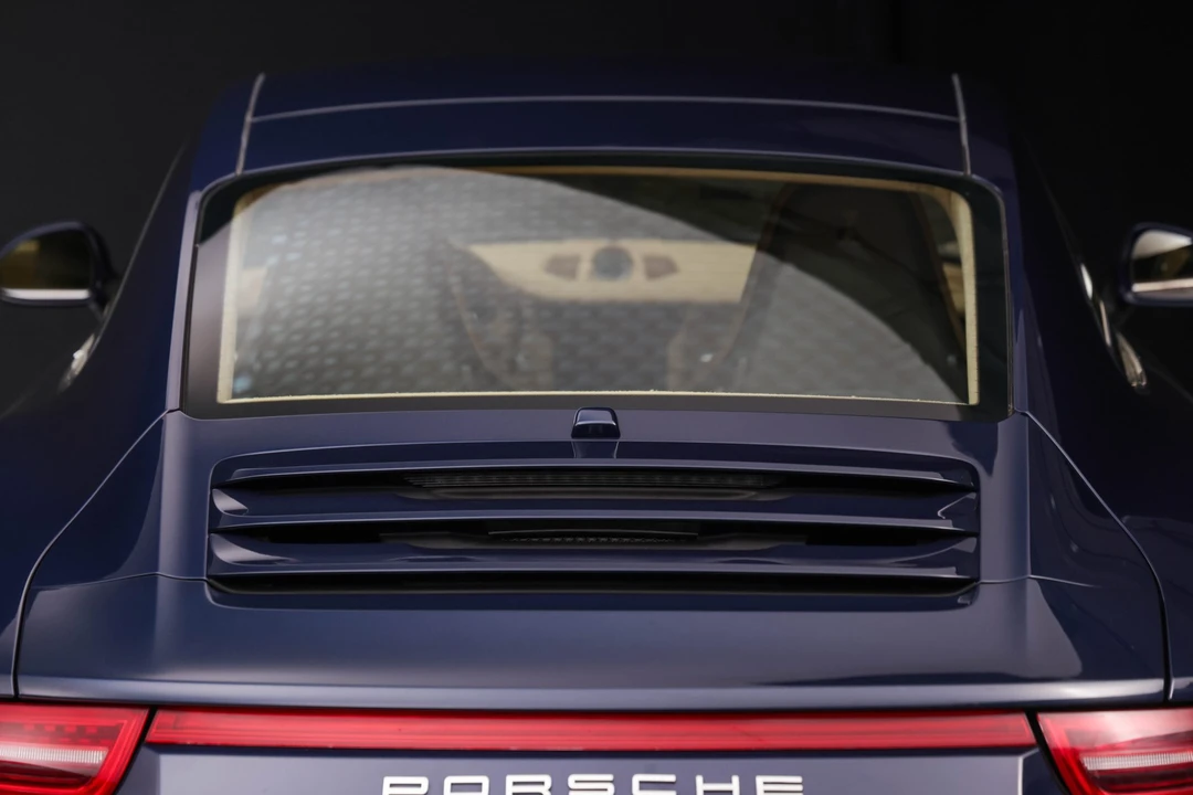 2013 Porsche 991 Carrera 4S - Image 25 of 31