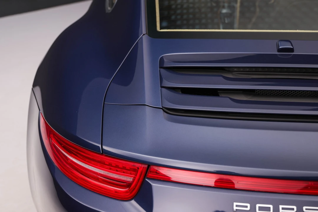 2013 Porsche 991 Carrera 4S - Image 26 of 31