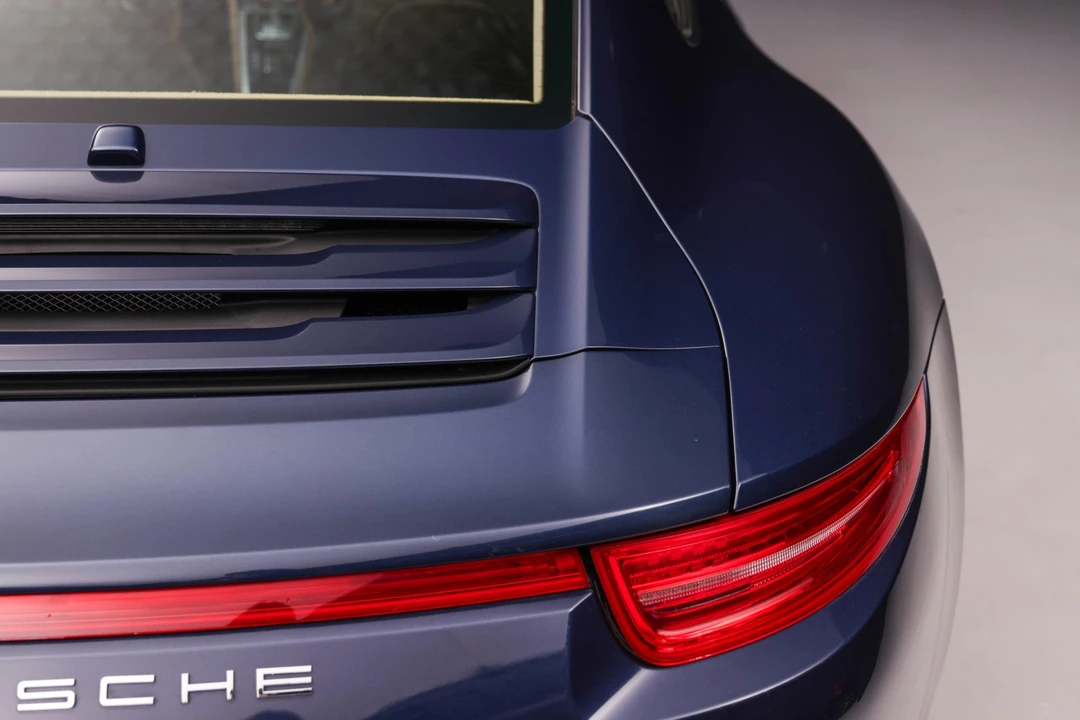 2013 Porsche 991 Carrera 4S - Image 21 of 31