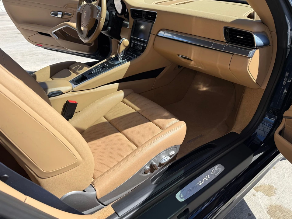 2013 Porsche 991 Carrera 4S - Image 10 of 13