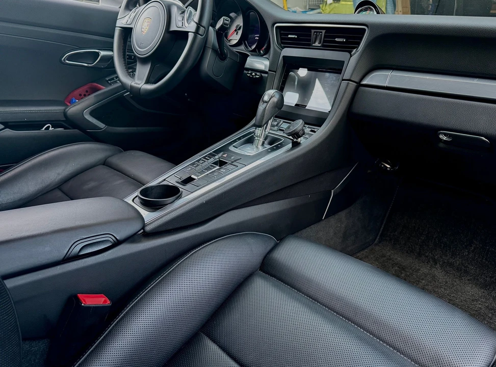 2013 Porsche 991 Carrera 4S - Image 8 of 19
