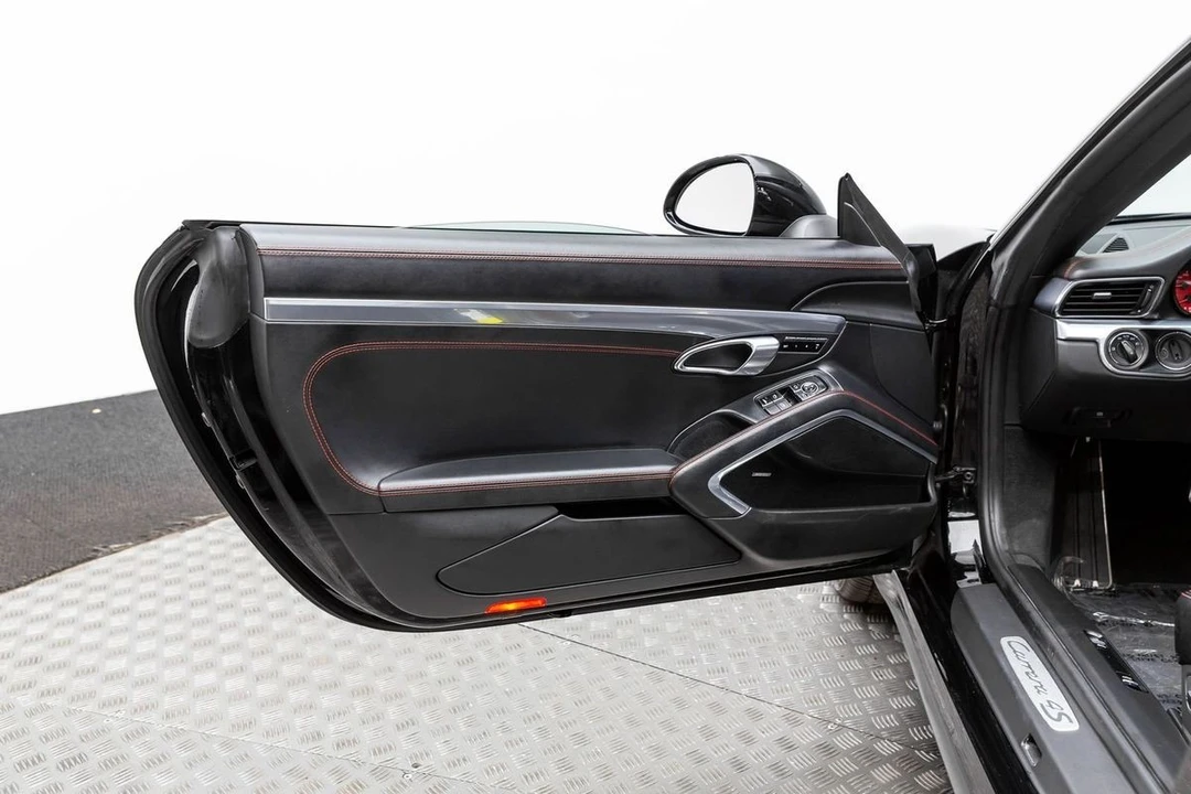 2013 Porsche 991 Carrera 4S - Image 12 of 21