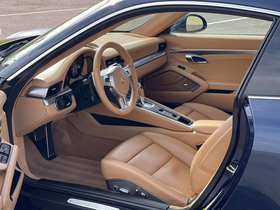 2013 Porsche 991 Carrera 4S - Image 9 of 15
