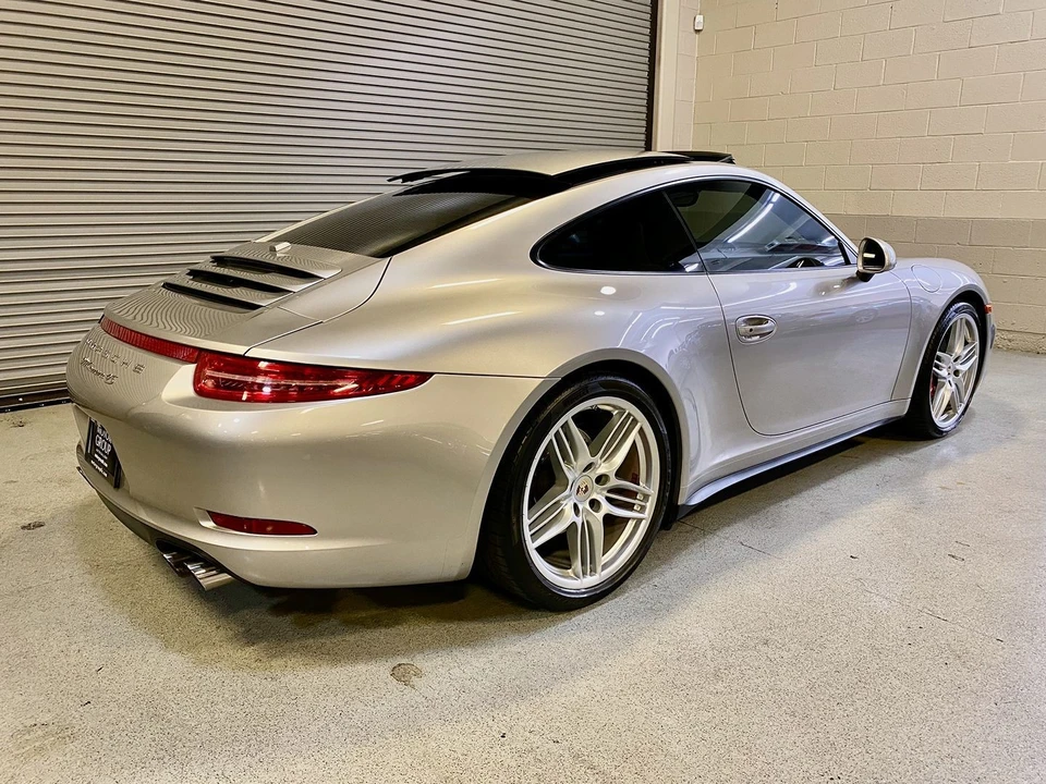 2013 Porsche 991 Carrera 4S - Image 10 of 21