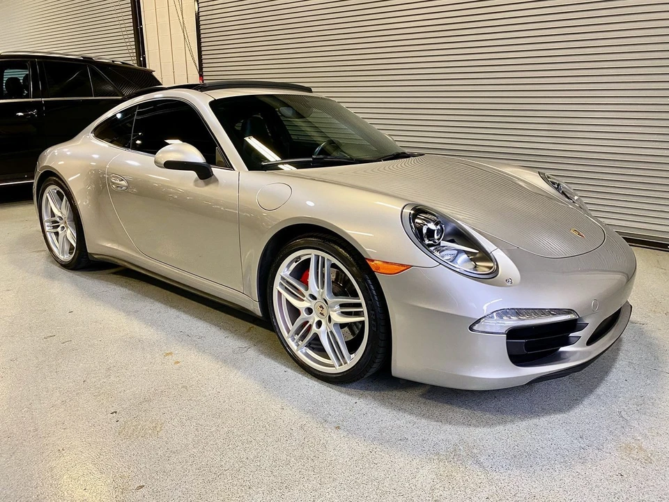 2013 Porsche 991 Carrera 4S - Image 6 of 21