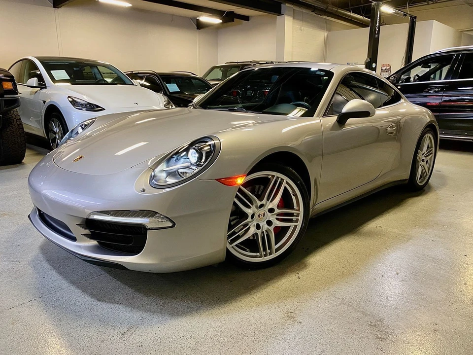 2013 Porsche 991 Carrera 4S - Image 12 of 21