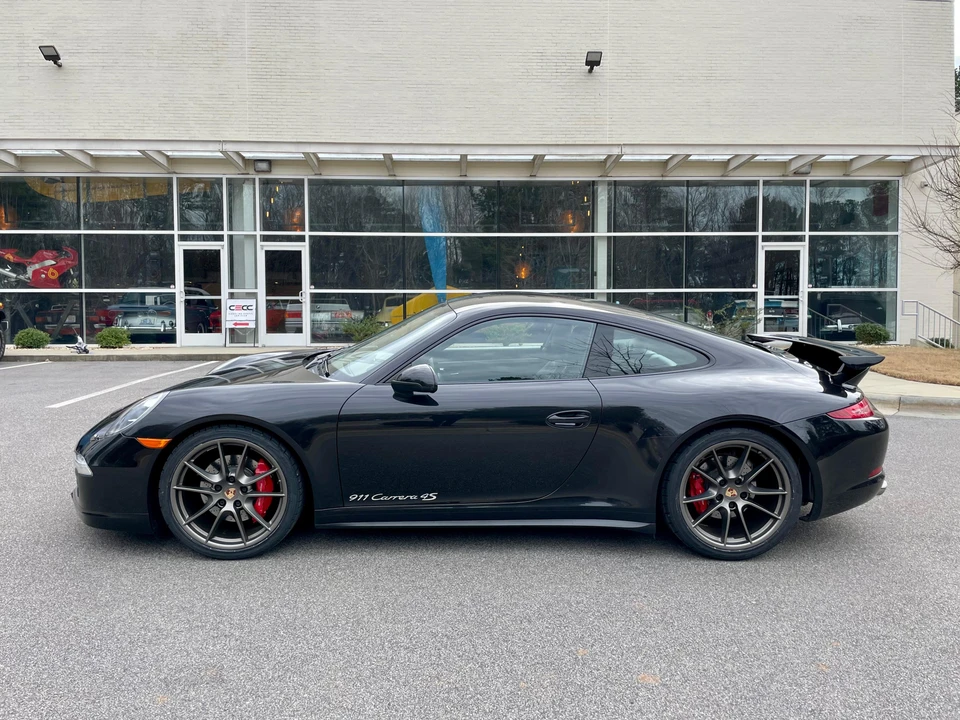 2013 Porsche 991 Carrera 4S - Image 12 of 31