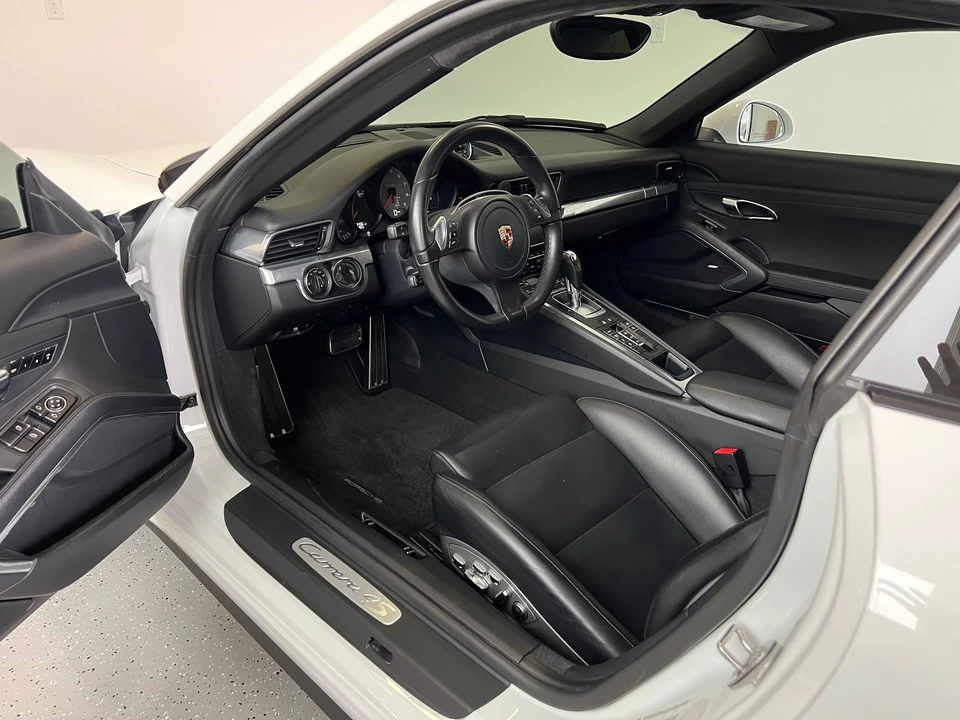2013 Porsche 991 Carrera 4S - Image 6 of 14