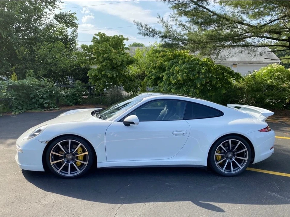 2013 Porsche 991 Carrera 4S - Image 9 of 14